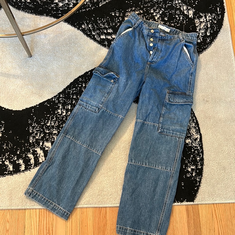 Topshop medium wash cargo jeans 28
